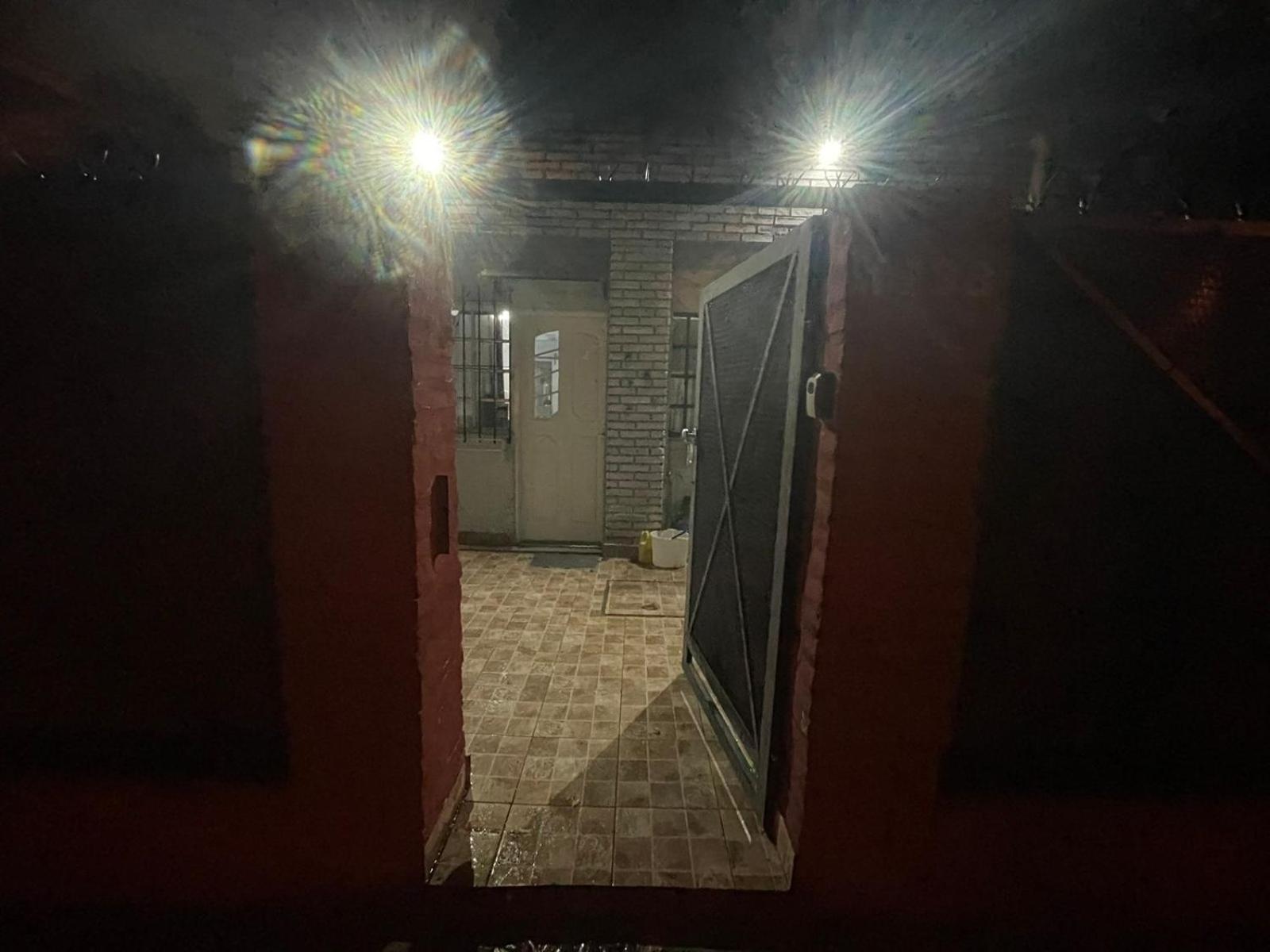 Apartamento Nuestro lugar en Ezeiza 1 a 15 minutos del aeropuerto Exterior foto